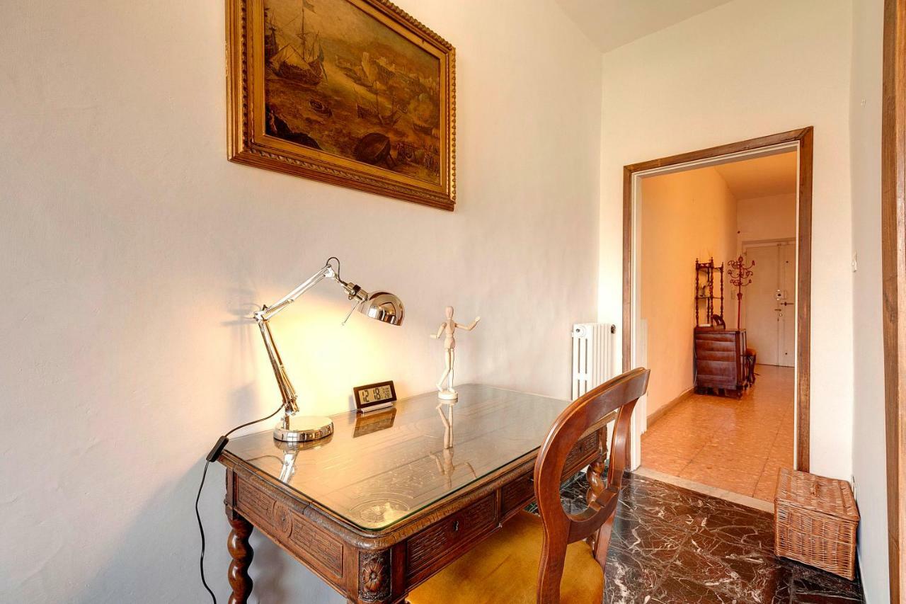 Historical Apartment Spectacular Arno View With Balcony From 12 Th Century. Firenze Bagian luar foto