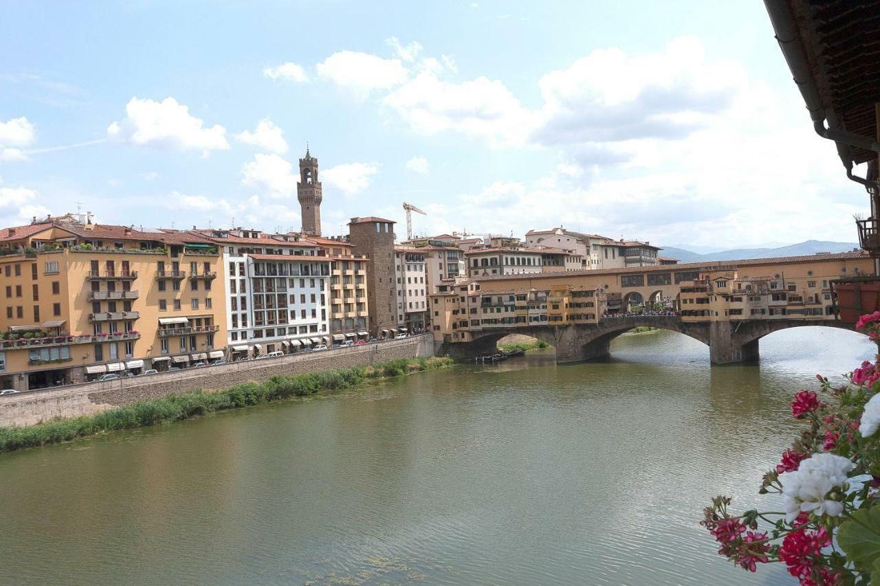 Historical Apartment Spectacular Arno View With Balcony From 12 Th Century. Firenze Bagian luar foto